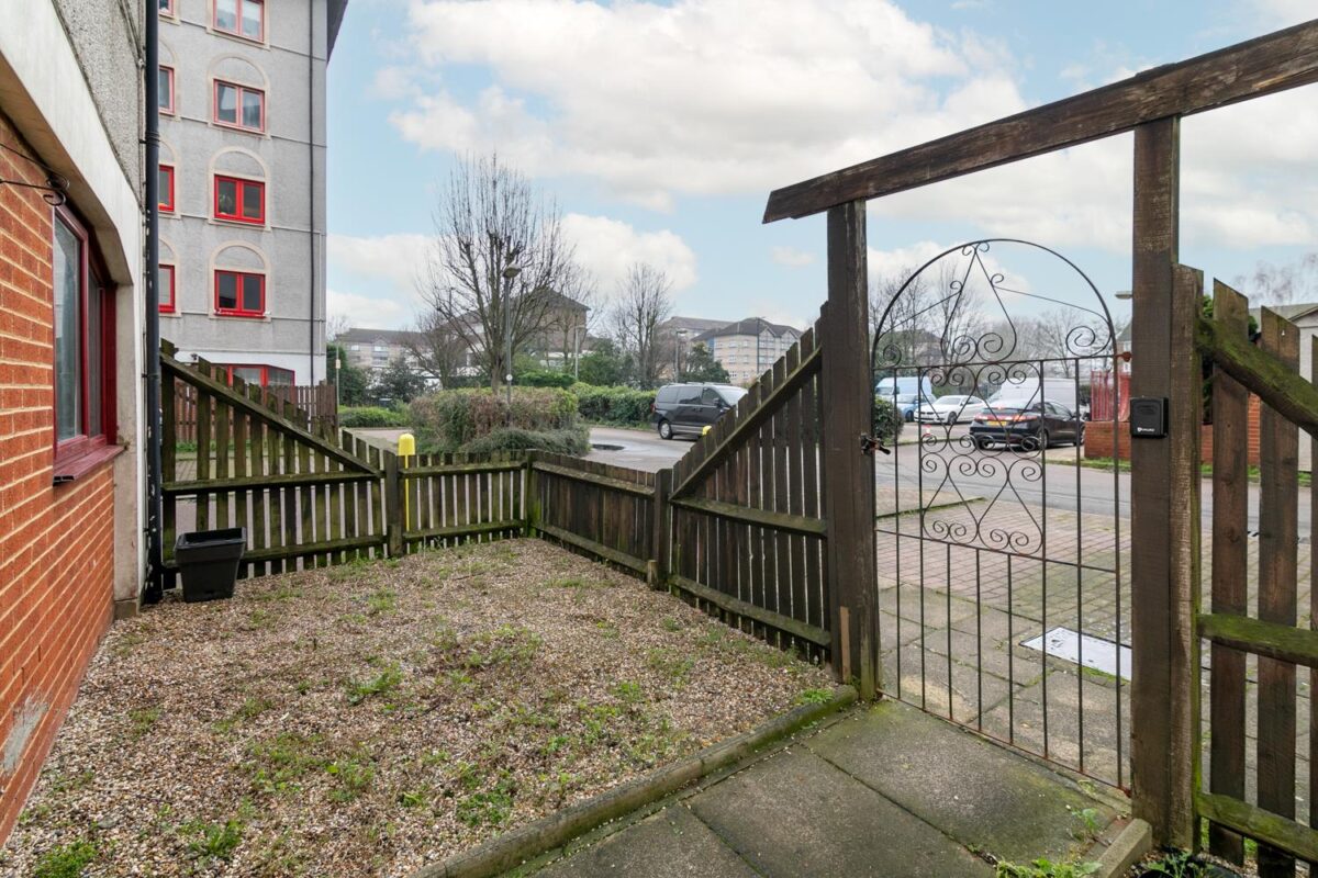 Geddington Court Eleanor Way, Waltham Cross