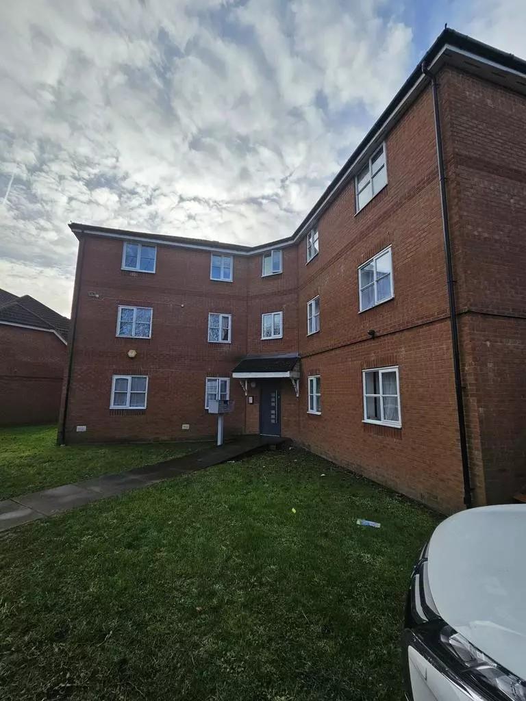 Greenwood Avenue, Enfield
