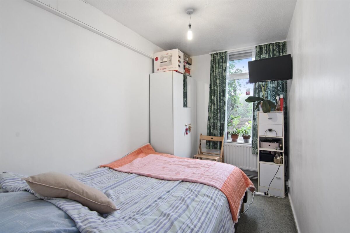 Kessock close, (River Front) London, N17 9PW