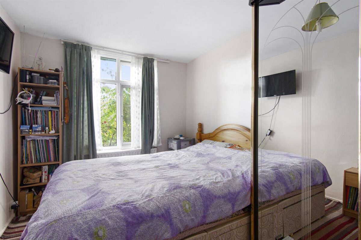 Kessock close, (River Front) London, N17 9PW