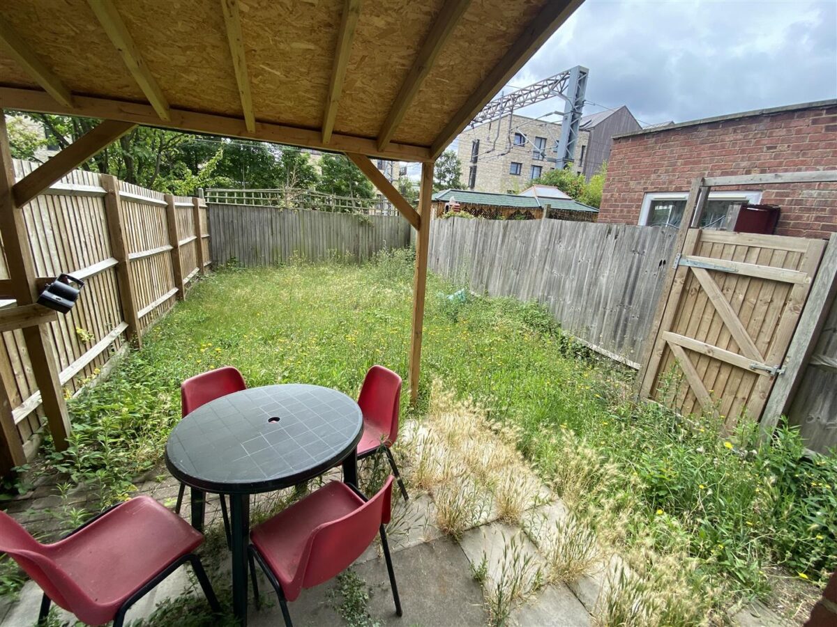 Bunning Way, London, N7 9UN
