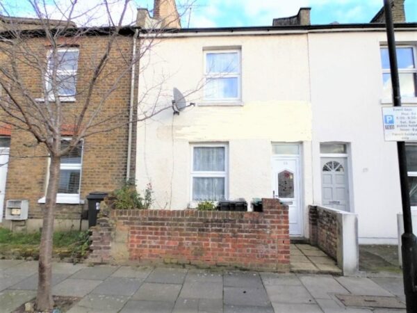Tebworth Road, London
