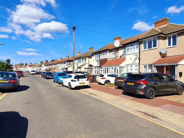 Second Avenue, Dagenham