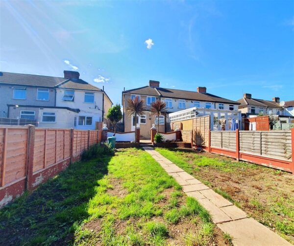 Second Avenue, Dagenham