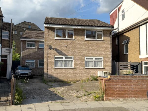 Canning Crescent, London