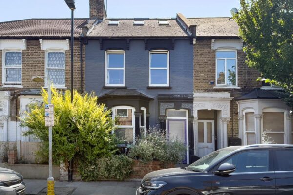 Pembury Road, London