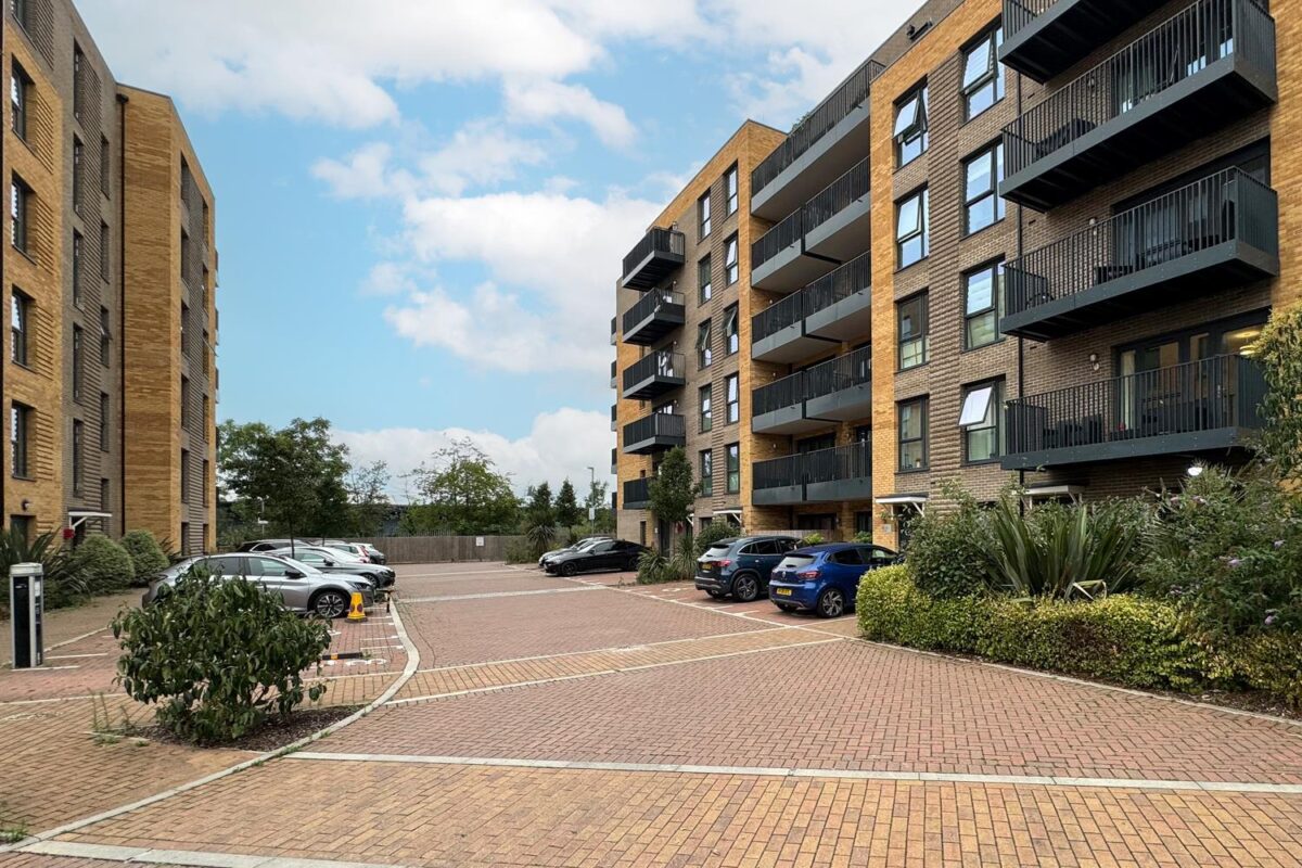 2 Rowland Road, London