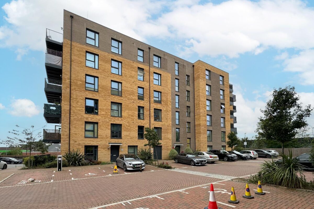 2 Rowland Road, London