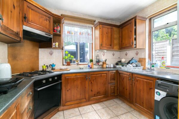 Winchelsea Road, London