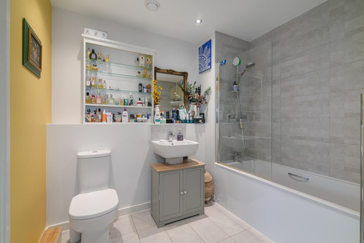 2 Rowland Road, London