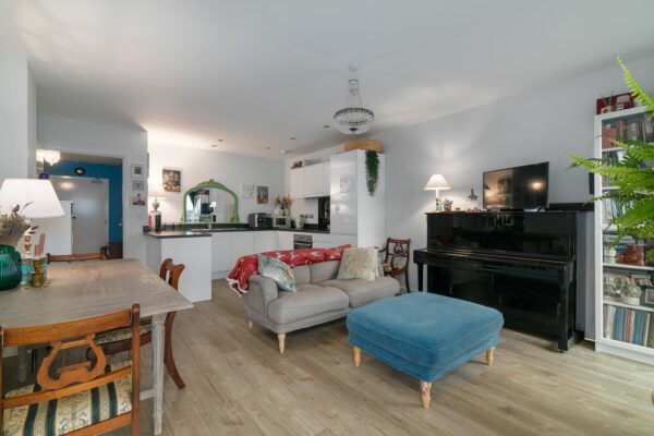 2 Rowland Road, London