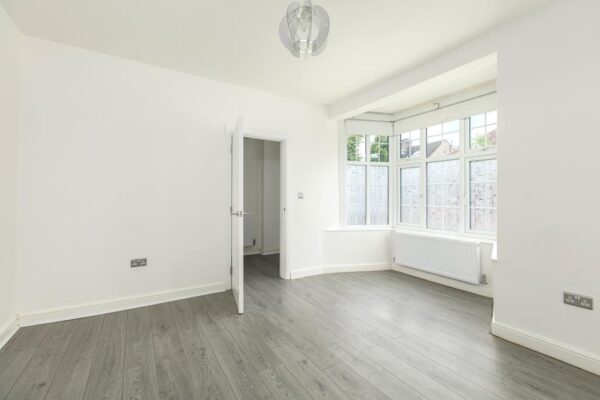 Park Crescent, Enfield