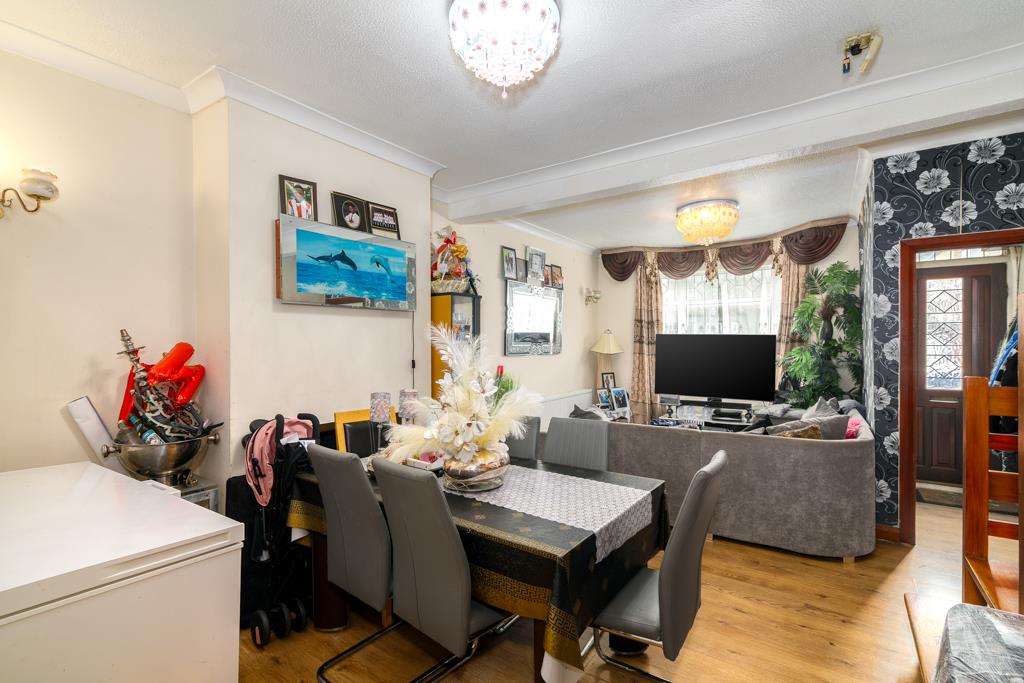 Cornwallis Avenue, London