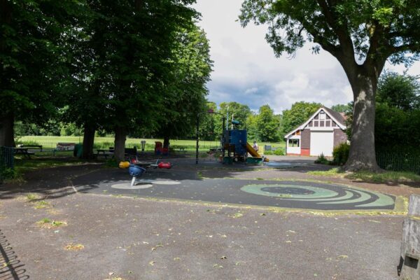 Park Crescent, Enfield