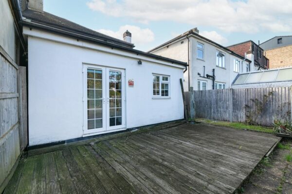 Parsonage Lane, Enfield