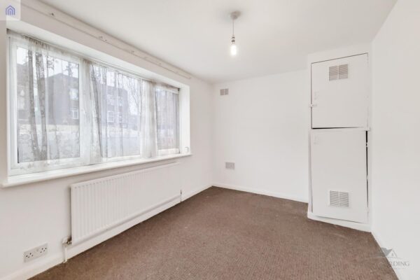 163 Lordship Lane, London