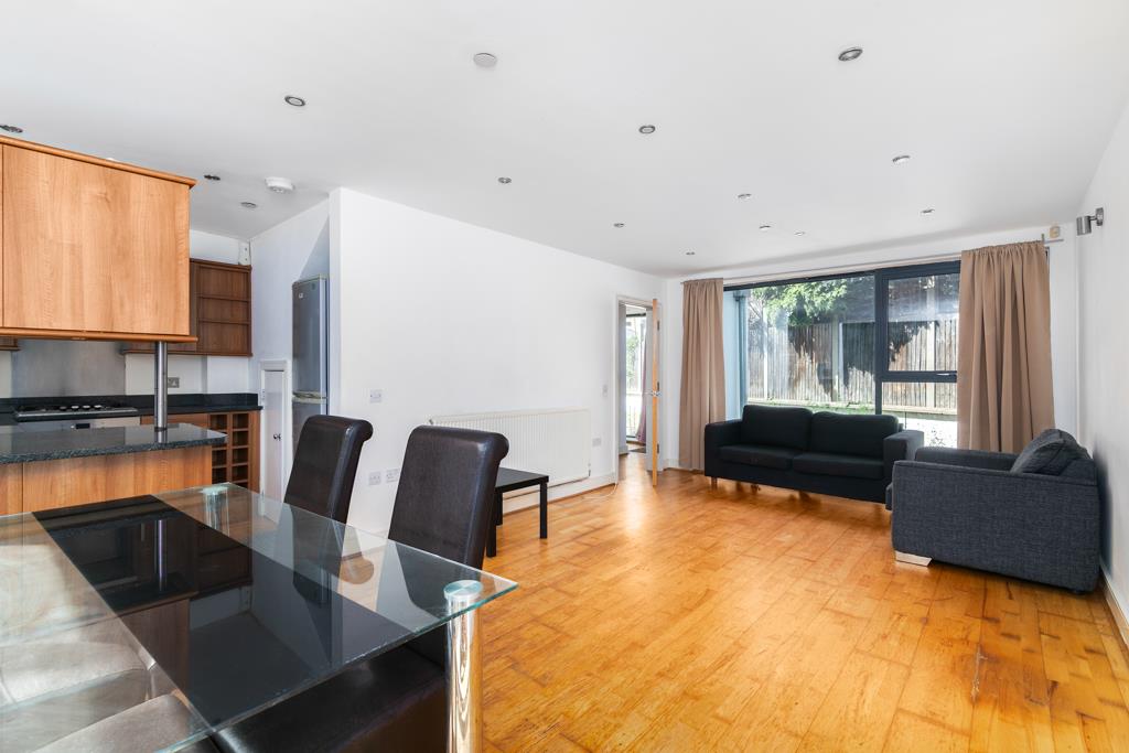 La Rose Lane, London