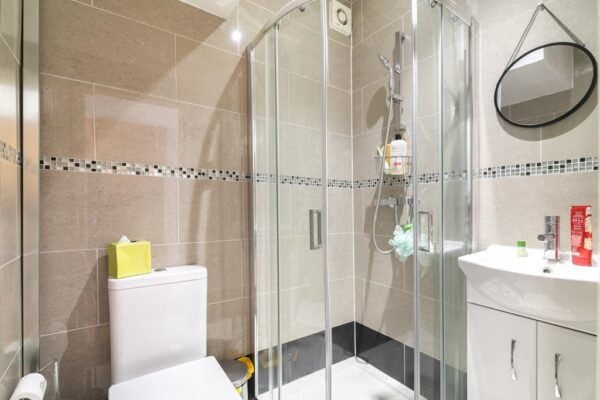 Parsonage Lane, Enfield