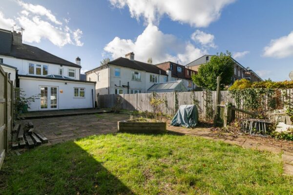 Parsonage Lane, Enfield