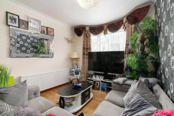 Cornwallis Avenue, London