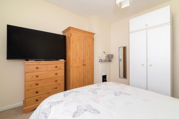 Henningham Road, London