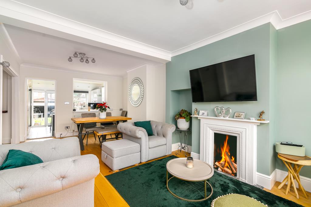 Birchwood Avenue, Hatfield