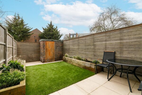 Stonebridge Road, London