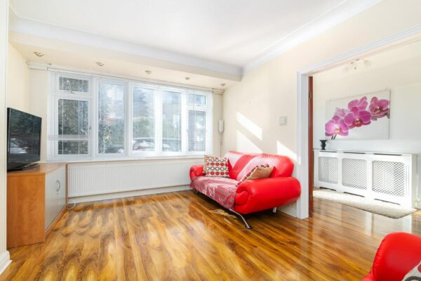 Parsonage Lane, Enfield