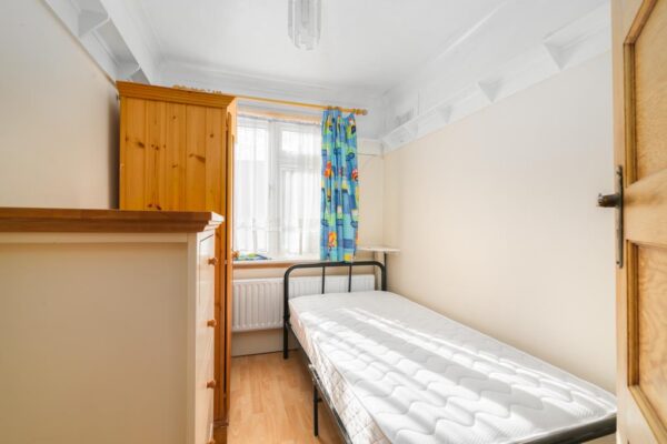 Parsonage Lane, Enfield