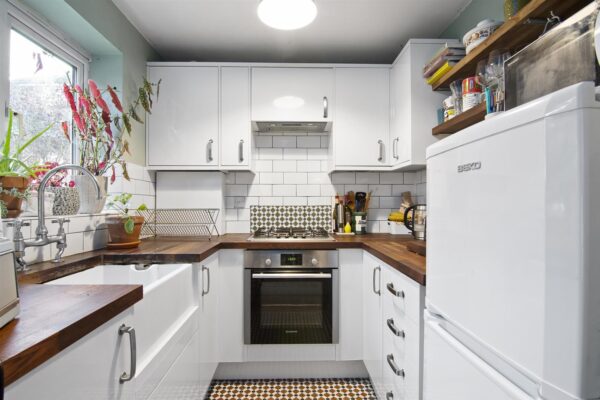 Bream Close, London, N179DW