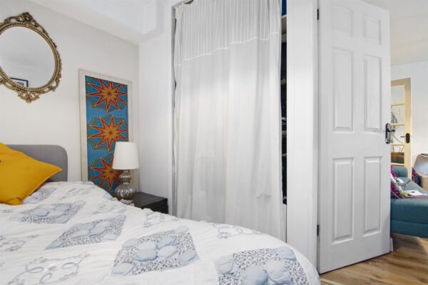 Bream Close, London, N179DW