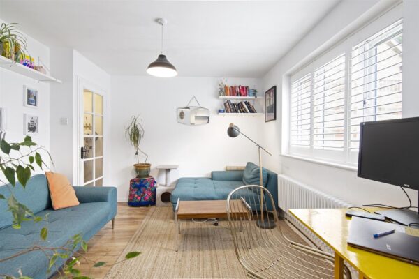 Bream Close, London, N179DW