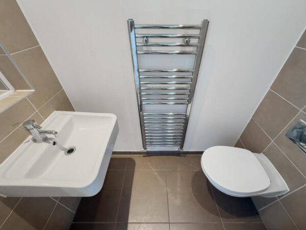 La Rose Lane, London