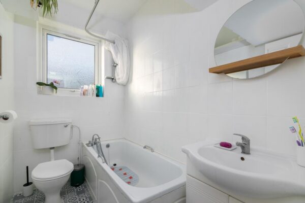 Kevelioc Road, London, N17 7PR