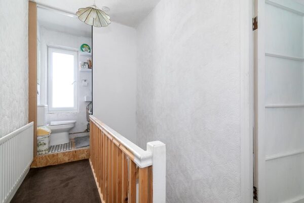 North Avenue, Silver Street Edmonton London