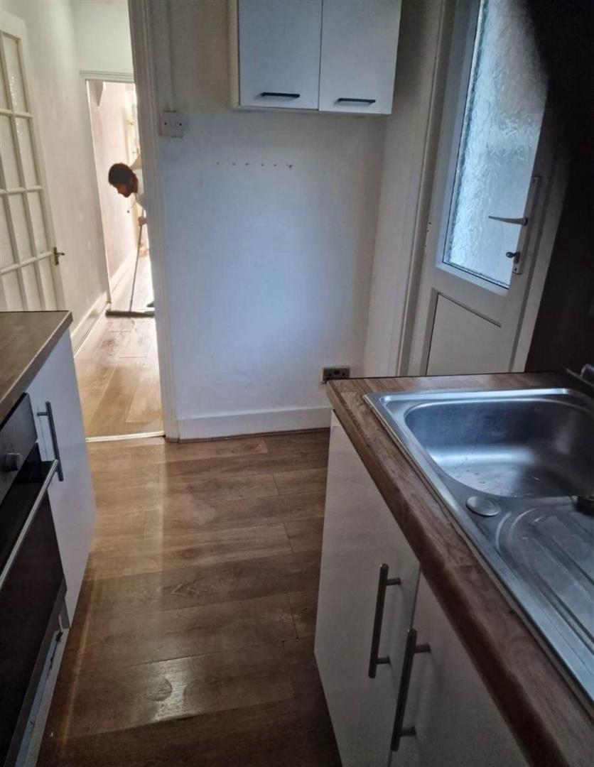 Constitution Road, Chatham