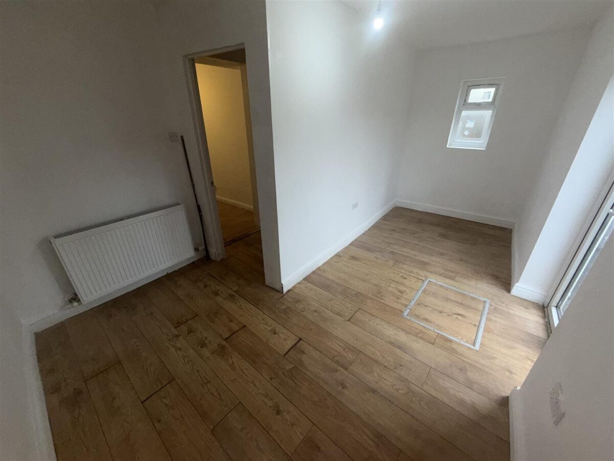 Sheppard Close, Enfield