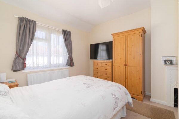 Henningham Road, London