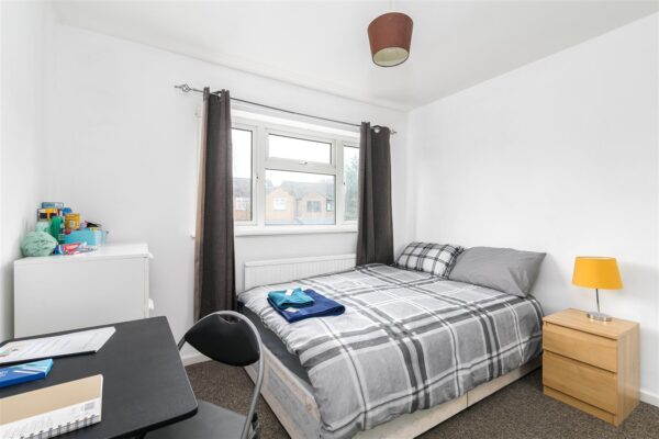 Paddock Mead, Harlow, Essex, CM18 7RP