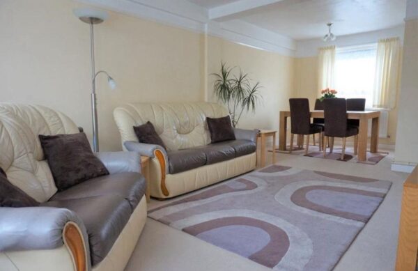 Queen Street, Gravesend