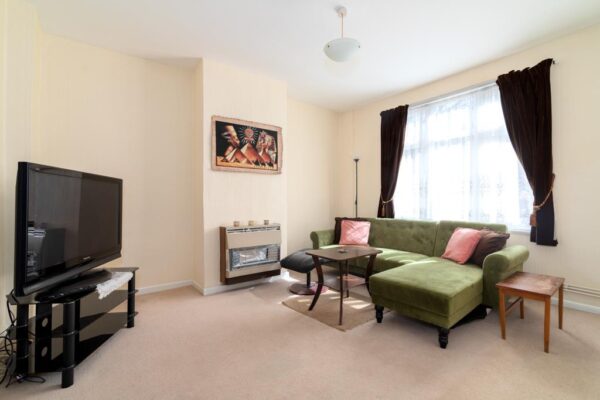 Henningham Road, London