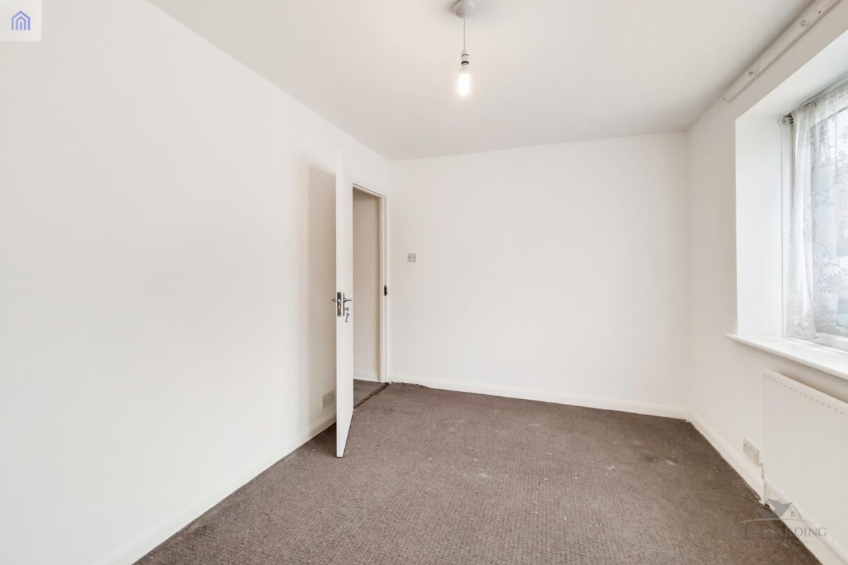 163 Lordship Lane, London