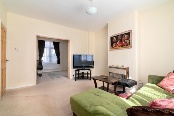 Henningham Road, London