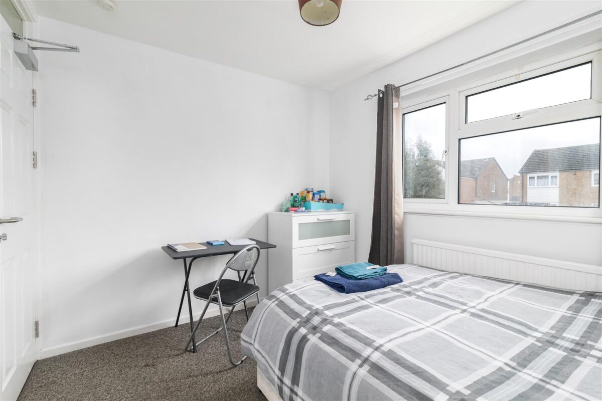 Paddock Mead, Harlow, Essex, CM18 7RP