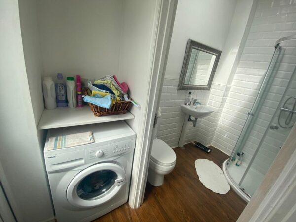 210, Park Lane, Tottneham, London, N17 0JA