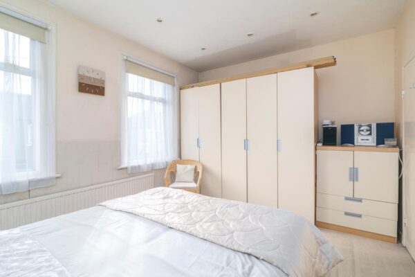 Cornwallis Avenue, London