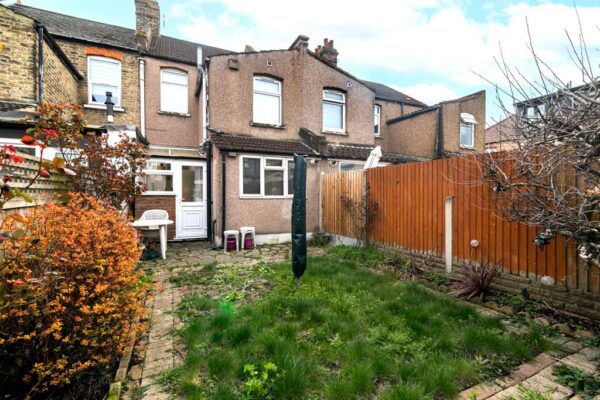 Cornwallis Avenue, London