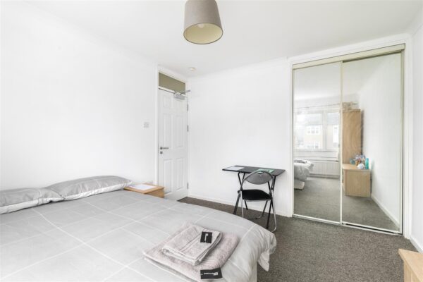 Paddock Mead, Harlow, Essex, CM18 7RP