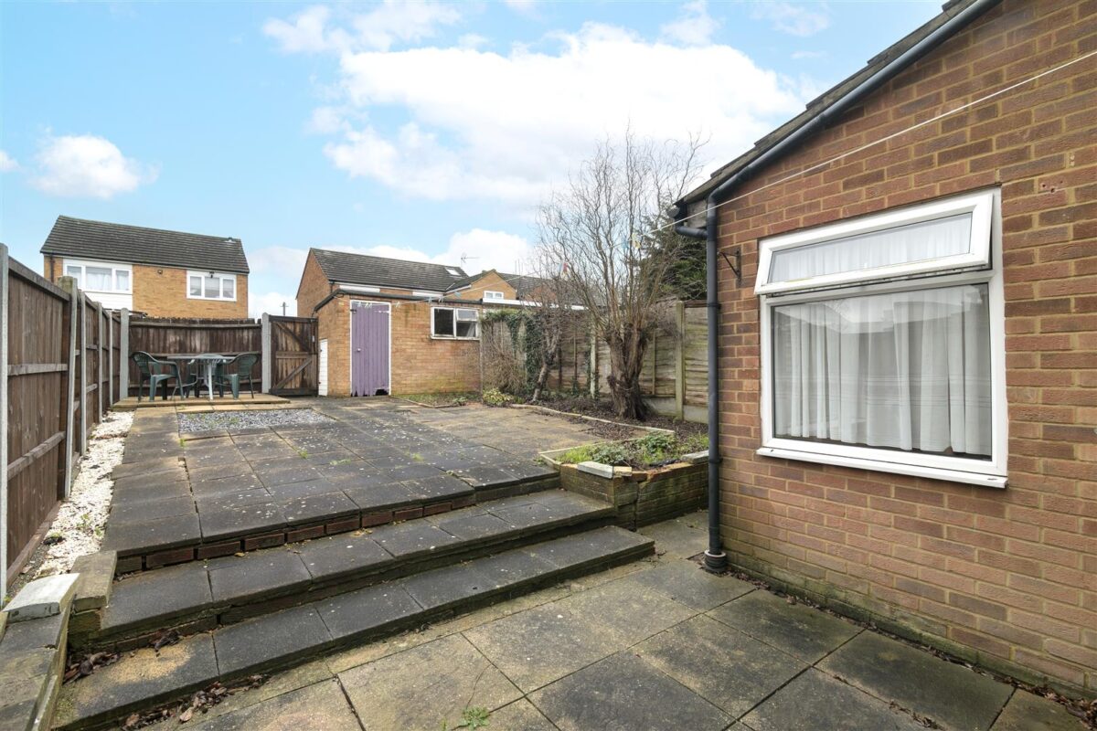 Paddock Mead, Harlow, Essex, CM18 7RP