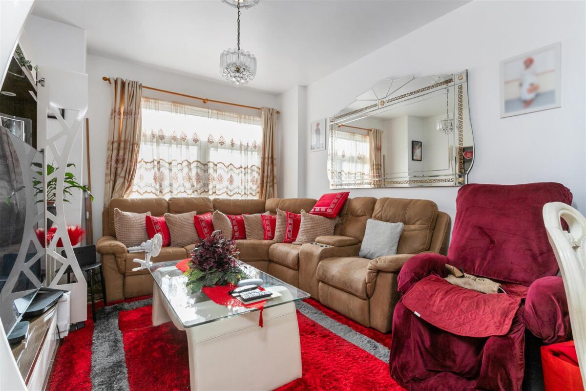 Thackeray Avenue, London